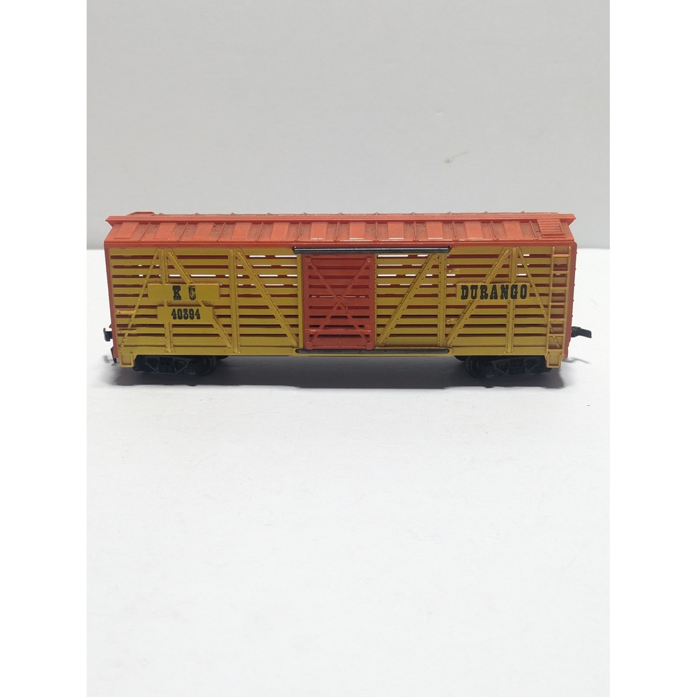 Vintage Model Train Durango Stock Car Yellow and Orange HO Scale 40394